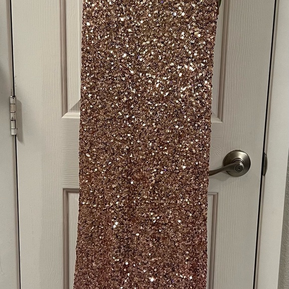 Party Gown. Ombré Pink and Gold. Sequin. - Picture 3 of 14